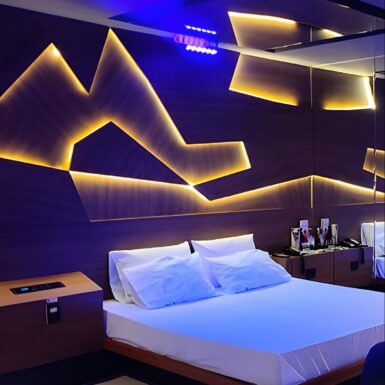 imgi_32_453250797_18446255839030554_1385817338434049382_n-385x385